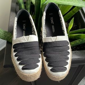 Toms Espadrilles